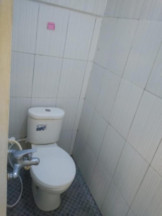 Ratu Guesthouse Sleman  Exteriör bild