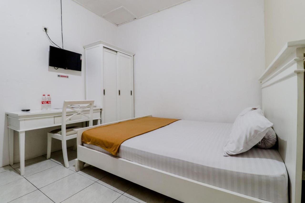 Ratu Guesthouse Sleman  Exteriör bild